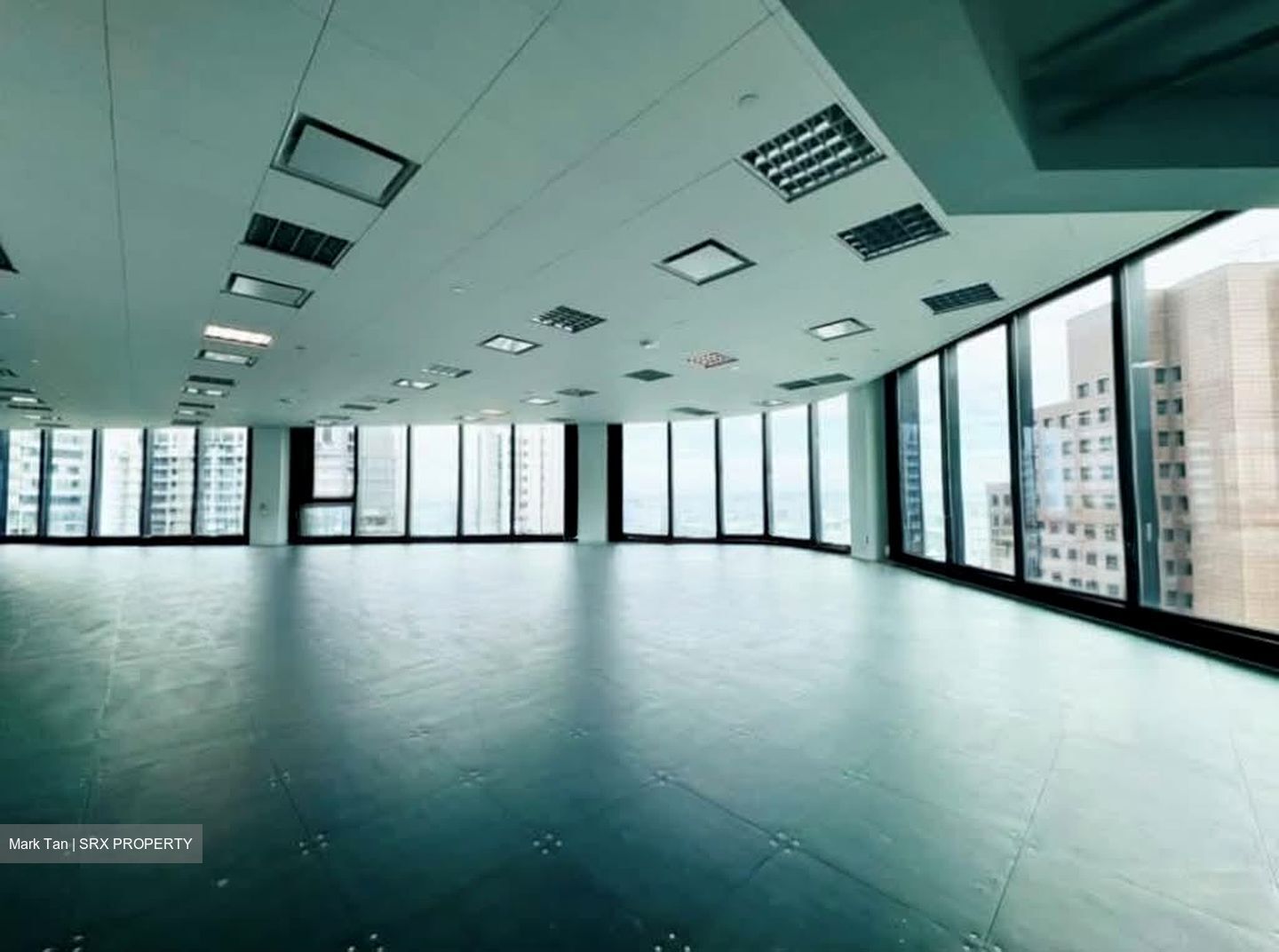 Hub Synergy Point (D2), Office #553687191